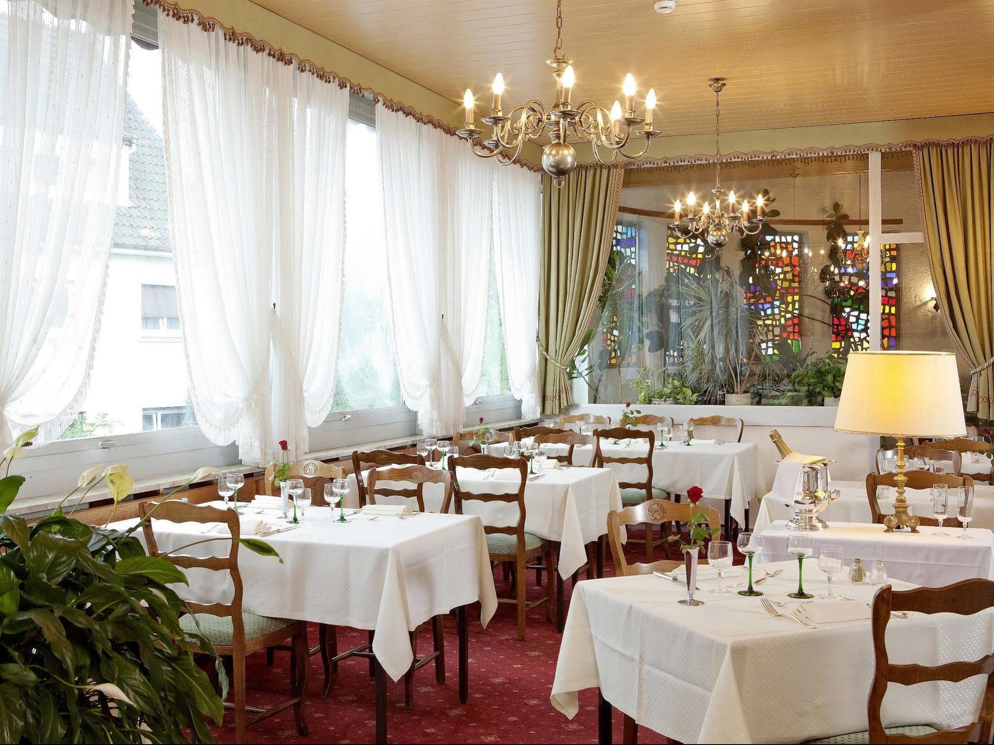Logis Hotel-Restaurant De La Poste Urmatt Exterior photo